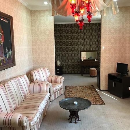 Villa Petrolea Hotel Baku Extérieur photo