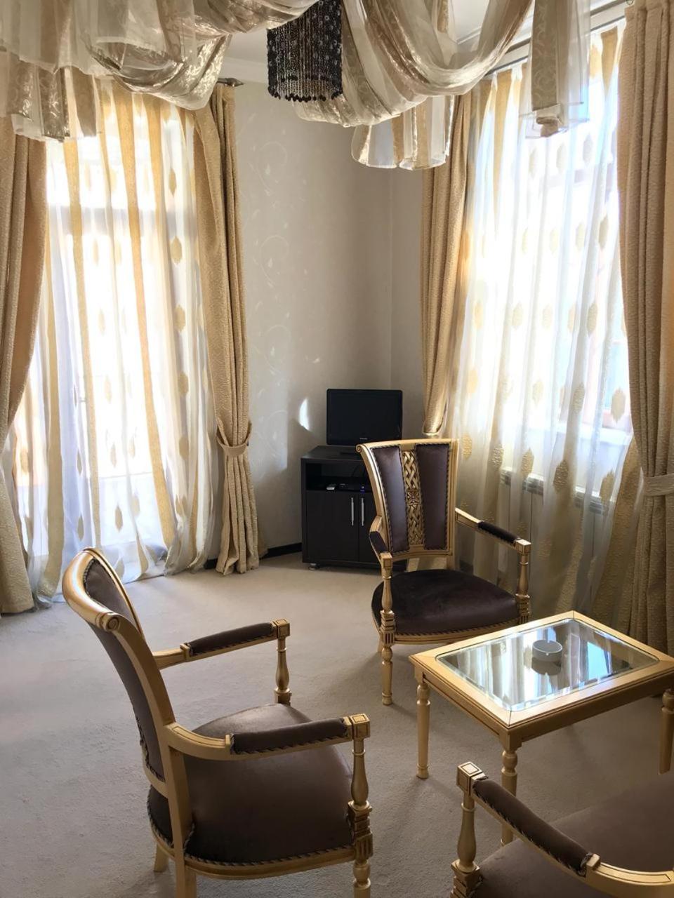 Villa Petrolea Hotel Baku Extérieur photo