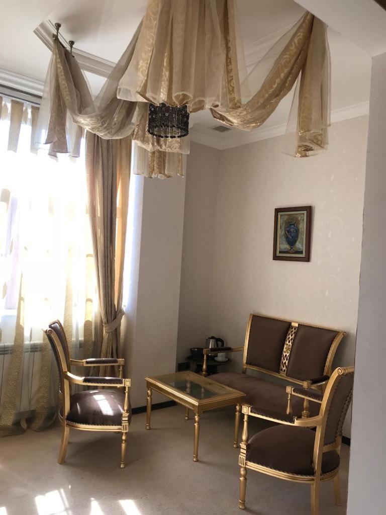 Villa Petrolea Hotel Baku Extérieur photo